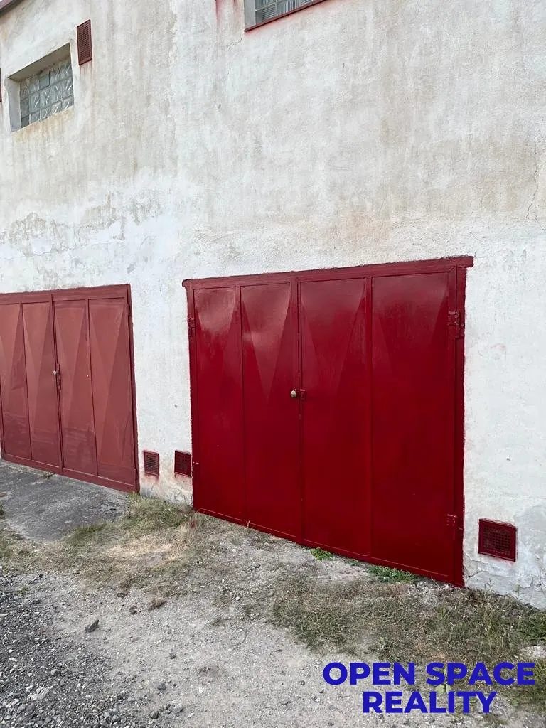 Pronájem garáže 18 m²